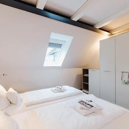 M2 Living Maisonette No 8 Apartment *